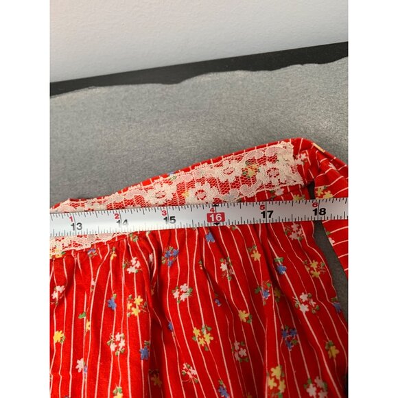 Handmade Vintage Red Floral Apron with White Lace Trim Tie Back - Picture 7 of 9